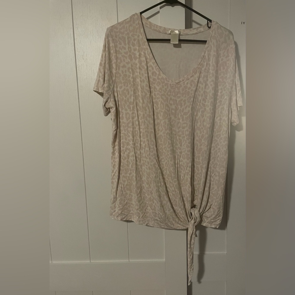 Matty M Cream Leopard Print Tie-Front Tee